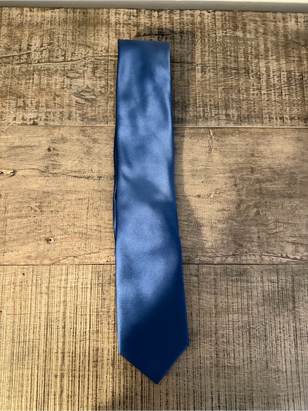 Wembley men’s solid blue neck tie